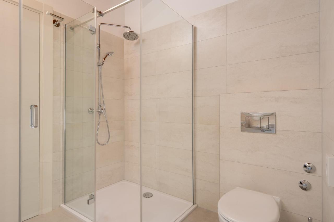 Aaa Apartments & Rooms Пула Екстериор снимка